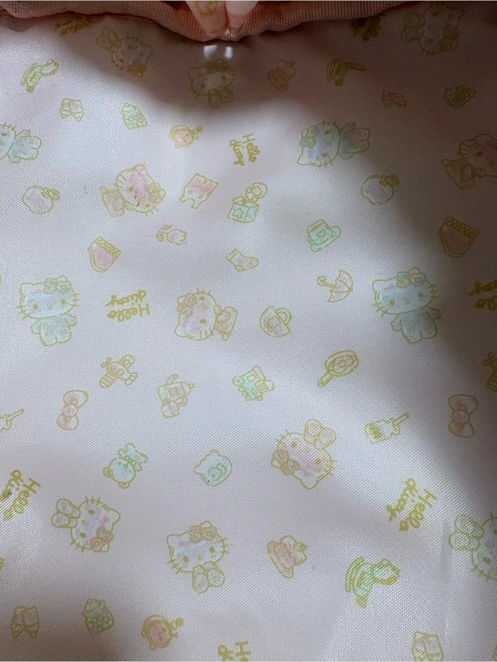 Hello Kitty Wet N Wild Make-Up Bag Case 50th Anniversary Limited Edition✨